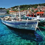 Awesome In Hvar With Wifi * Hvar Town